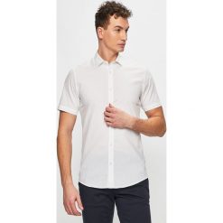 Only & Sons - Koszula. Niebieskie koszule męskie marki Only & Sons, s, bez wzorów, z bawełny, klasyczne, z klasycznym kołnierzykiem, z krótkim rękawem. Za 59,90 zł.