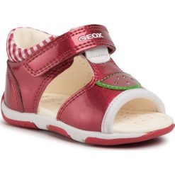 Sandały GEOX - B S.Tapuz G. B B020YB 000HI C7000 Red. Czerwone sandały dziewczęce Geox, ze skóry ekologicznej, bez zapięcia. W wyprzedaży za 199,00 zł.