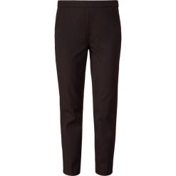 J.CREW MARTIE Spodnie materiałowe black. Czarne spodnie damskie marki J.CREW, bez wzorów, z elastanu. Za 459,00 zł.