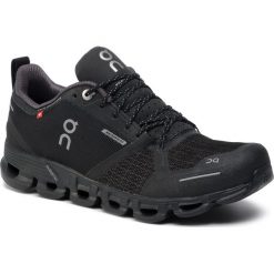 Buty ON - Cloudflyer Waterproof 00011 Black/Lunar 99995. Czarne buty sportowe męskie On, ze skóry ekologicznej, bez zapięcia, do biegania. Za 799,00 zł.
