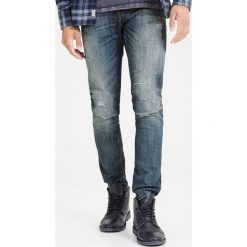 Dżinsy slim JJIGLENN ORIGINAL GE 988. Niebieskie jeansy męskie slim marki Jack & Jones. Za 302,36 zł.