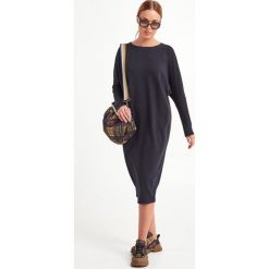 SUKIENKA HAMBURG MAX MARA LEISURE. Sukienki damskie Max Mara Leisure, m, bez wzorów, eleganckie, bez kołnierzyka, bez rękawów. Za 769,00 zł.