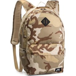 Plecak NIKE - BA6112 220. Pomarańczowe plecaki męskie Nike, bez wzorów, z materiału, sportowe. W wyprzedaży za 149,00 zł.