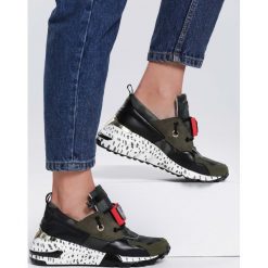 Białe Sneakersy Million Reasons. Białe sneakersy damskie vices. Za 129,99 zł.