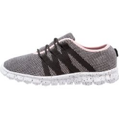 Trampki chłopięce: Outfit Kids SPORTS TRAINER Tenisówki i Trampki black