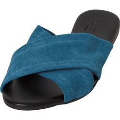 Pieces Damskie kapcie Marnie Suede Sandal Sea port (rozmiar 39). Niebieskie kapcie damskie Pieces, z zamszu. W wyprzedaży za 85,00 zł.