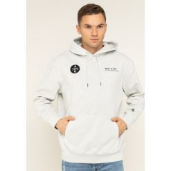 Bluza Pepe Jeans Ansel PM581716. Czarne bluzy męskie Pepe Jeans, m, bez wzorów, z bawełny, bez kołnierzyka, bez rękawów, bez kaptura. W wyprzedaży za 229,00 zł.