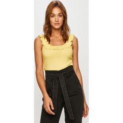 Vero Moda - Top. Białe bluzki damskie Vero Moda, s, bez wzorów, z elastanu, casualowe, z okrągłym kołnierzem, bez rękawów. Za 59,90 zł.