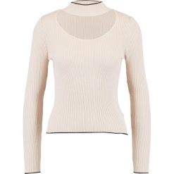 Swetry klasyczne damskie: Topshop Petite Sweter camel