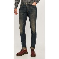 Diesel - Jeansy Tepphar. Niebieskie jeansy męskie Diesel, m, bez wzorów. Za 1099,00 zł.