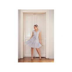 Sukienka lniana Kawiarenka niebieska. Niebieskie sukienki damskie SOVL, m, bez wzorów, ze lnu, bez kołnierzyka, bez rękawów, rozkloszowane. Za 449,00 zł.