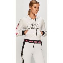 LaBellaMafia - Bluza. Białe bluzy damskie LABELLAMAFIA, s, z nadrukiem, z elastanu, z długim rękawem, długie, z kapturem. Za 269,90 zł.