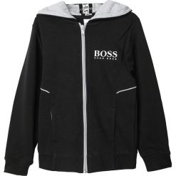 Boss - Bluza dziecięca 116-152 cm. Czarne bluzy chłopięce Boss, z nadrukiem, z bawełny, bez rękawów, z kapturem. W wyprzedaży za 259,90 zł.
