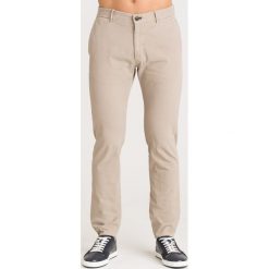 SPODNIE CHINO SLIM FIT Joop! Jeans. Brązowe spodnie męskie m, z aplikacjami, z jeansu. Za 235,00 zł.