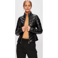 Trussardi Jeans - Kurtka. Czarne kurtki damskie Trussardi Jeans, s, bez wzorów, z elastanu, krótkie, bez kaptura. W wyprzedaży za 799,90 zł.