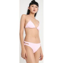 Fenty PUMA by Rihanna TRIANGLE Bikini pink lady. Czerwone bikini Fenty PUMA by Rihanna. Za 419,00 zł.