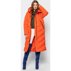 Kurtka puchowa NIKE Sportswear BV2881. Pomarańczowe kurtki damskie Nike, m, bez wzorów, z poliesteru, bez kaptura. W wyprzedaży za 679,00 zł.