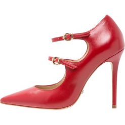 Szpilki: Buffalo Szpilki semi cromo red
