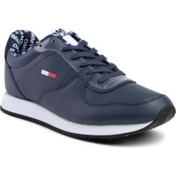 Sneakersy TOMMY JEANS - Casual Tommy Jeans Sneaker EM0EM00372 Black Iris CBK. Niebieskie sneakersy męskie Tommy Jeans, na co dzień, bez wzorów, z jeansu, eleganckie, bez zapięcia. W wyprzedaży za 319,00 zł.