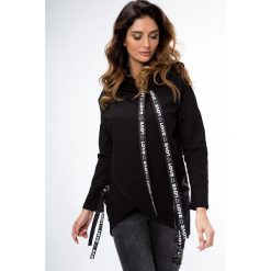 Bluzy rozpinane damskie: Bluza zakładana czarna 1388