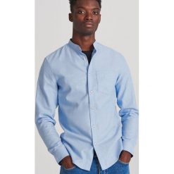 Koszula slim fit ze stójką - Niebieski. Niebieskie koszule męskie Reserved, s, bez wzorów, ze stójką, bez rękawów. Za 99,99 zł.