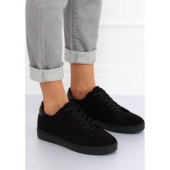Trampki damskie czarne 68-95 BLACK. Czarne trampki i tenisówki damskie obuwie damskie, z zamszu. Za 41,94 zł.