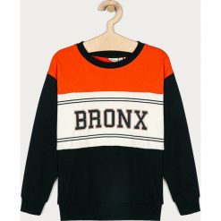 Name it - Bluza bawełniana dziecięca 122-164 cm. Niebieskie bluzy chłopięce Name it, z nadrukiem, z bawełny, bez rękawów, bez kaptura. Za 79,90 zł.