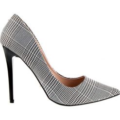 Szpilki eleganckie z czarno-białym wzorem (37). Czarne szpilki Estetino, bez wzorów, eleganckie, bez obcasa, na szpilce, bez zapięcia. Za 89,00 zł.