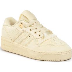 Buty adidas - Rivalry Low W EE7067 Easyel/Easyel/Ftwwht. Żółte buty sportowe damskie Adidas, bez wzorów, ze skóry, sportowe. W wyprzedaży za 249,00 zł.