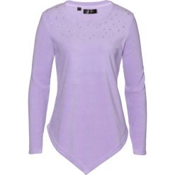 Sweter z polaru z asymetryczną linią dołu bonprix kolor bzu - srebrny. Fioletowe swetry klasyczne damskie bonprix, z polaru, z asymetrycznym kołnierzem. Za 79,99 zł.