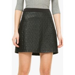 Desigual spódnica damska 44 czarna. Czarne spódniczki damskie Desigual, bez wzorów, ze skóry. Za 219,00 zł.