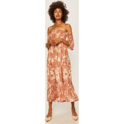 Pepe Jeans - Sukienka Mika. Sukienki damskie Pepe Jeans, na co dzień, s, w kwiaty, z wiskozy, casualowe, bez kołnierzyka, bez rękawów, midi, rozkloszowane. W wyprzedaży za 269,90 zł.