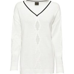 Sweter oversize bonprix biało-czarny. Białe swetry damskie bonprix, bez wzorów, z dzianiny, bez rękawów, bez kaptura. Za 109,99 zł.
