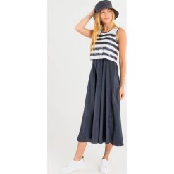 SUKIENKA GERRY Sportmax Code. Sukienki damskie Sportmax Code, bez wzorów, eleganckie, bez kołnierzyka, bez rękawów. Za 1709,00 zł.