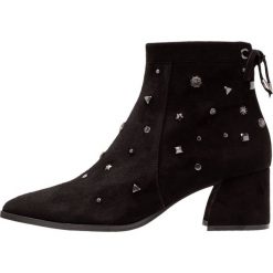 Bruno Premi Ankle boot nero. Czarne botki damskie marki Bruno Premi, ze skóry, bez obcasa, bez zapięcia. Za 649,00 zł.