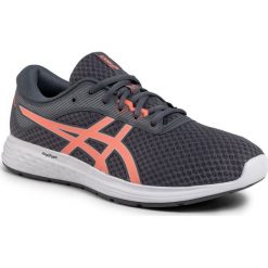Buty ASICS - Patriot 11 1012A484 Metropolis/Sun Coral 020. Szare buty sportowe damskie Asics, bez wzorów, z tworzywa sztucznego, sportowe, do biegania. W wyprzedaży za 209,00 zł.