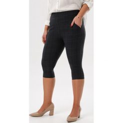 Granatowe Spodnie Sirerea. Niebieskie jeansy damskie Born2be, xl. W wyprzedaży za 39,99 zł.