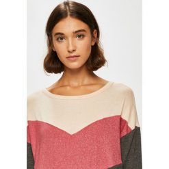 Only - Bluzka. Szare bez kategorii marki ONLY, s, z elastanu, z okrągłym kołnierzem. W wyprzedaży za 69,90 zł.