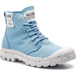 Trapery PALLADIUM - Pampa Hi Organic 96199-455-M Dusk Blue. Niebieskie trapery damskie marki Palladium, z tworzywa sztucznego, bez obcasa, bez zapięcia. Za 359,00 zł.