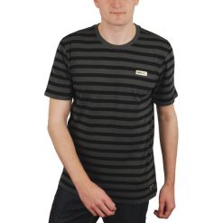Nike Koszulka Czarny Szary. Szare podkoszulki męskie Nike, l, w paski, z bawełny, bez kołnierzyka, z krótkim rękawem, krótkie. Za 171,95 zł.