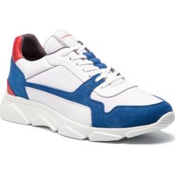 Sneakersy TOGOSHI - TG-12-02-000069 622. Białe sneakersy męskie marki Togoshi, na co dzień, bez wzorów, z zamszu, klasyczne, bez zapięcia. Za 549,00 zł.