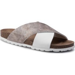 Klapki KAZAR - Dollie 45068-ST-01 White. Żółte klapki damskie Kazar, w paski, ze skóry ekologicznej, na wysokim obcasie. W wyprzedaży za 169,00 zł.
