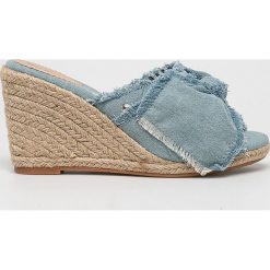 Pepe Jeans - Koturny. Niebieskie koturny damskie Pepe Jeans, bez obcasa, na obcasie, bez zapięcia. W wyprzedaży za 129,90 zł.