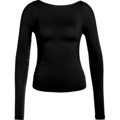 Free People LOW BACK LAYERING Bluzka z długim rękawem black. Czarne topy sportowe damskie marki Free People, z elastanu, sportowe, z długim rękawem. W wyprzedaży za 159,20 zł.