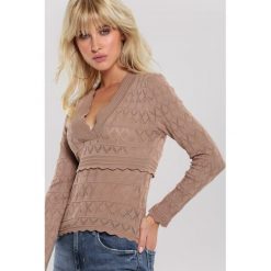 Ciemnobeżowy Sweter Malaya. Brązowe swetry damskie Renee, s, bez wzorów, casualowe, bez rękawów, długie, bez kaptura. Za 79,99 zł.