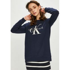 Calvin Klein Jeans - Bluza J20J207830. Różowe bluzy damskie Calvin Klein Jeans, s, z nadrukiem, z bawełny, bez rękawów, bez kaptura. W wyprzedaży za 319,90 zł.