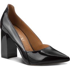 Półbuty CAPRICE - 9-22401-21 Black Patent 018. Czarne creepersy damskie Caprice, z lakierowanej skóry, na obcasie. Za 249,90 zł.