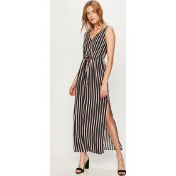 Vero Moda - Sukienka. Niebieskie sukienki damskie Vero Moda, na co dzień, s, bez wzorów, z wiskozy, casualowe, bez kołnierzyka, bez rękawów, maxi, proste. Za 129,90 zł.