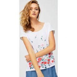 Bluzka z łączonych materiałów. Bluzki damskie Moodo, s, bez wzorów, z materiału, bez kołnierzyka, bez rękawów. Za 34,99 zł.