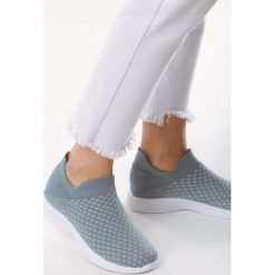 Niebieskie Buty Sportowe Misperceive. Niebieskie buty sportowe damskie Born2be, z aplikacjami, sportowe. Za 59,99 zł.